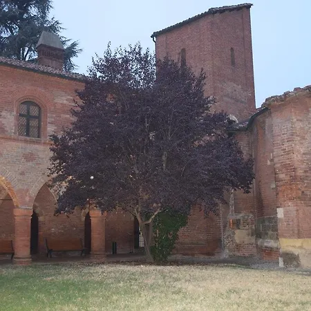 La Semplice Nel アスティ